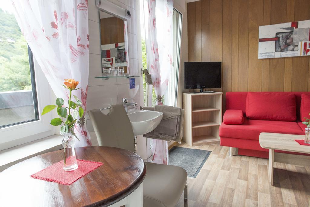 Pension Dapper Cochem Esterno foto